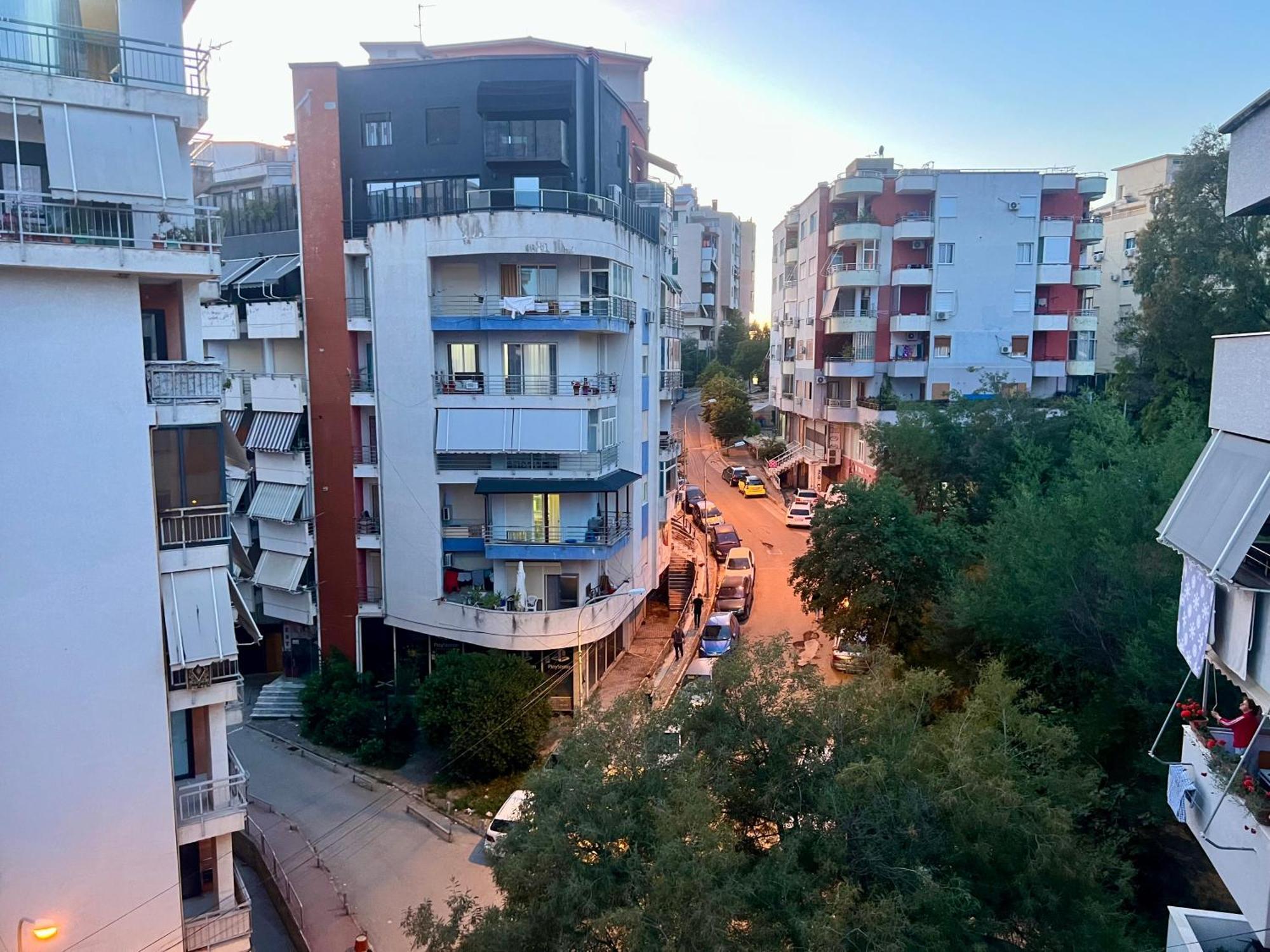 Aprtment Urbannest Apartment *